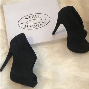 Black Steve Madden Boot heels